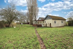 Photo 1- click for photo gallery